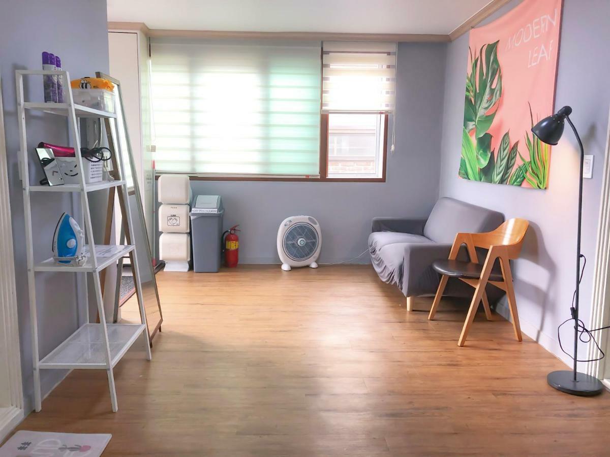 Bomulzip Hongdae Guesthouse Seoul Exterior photo